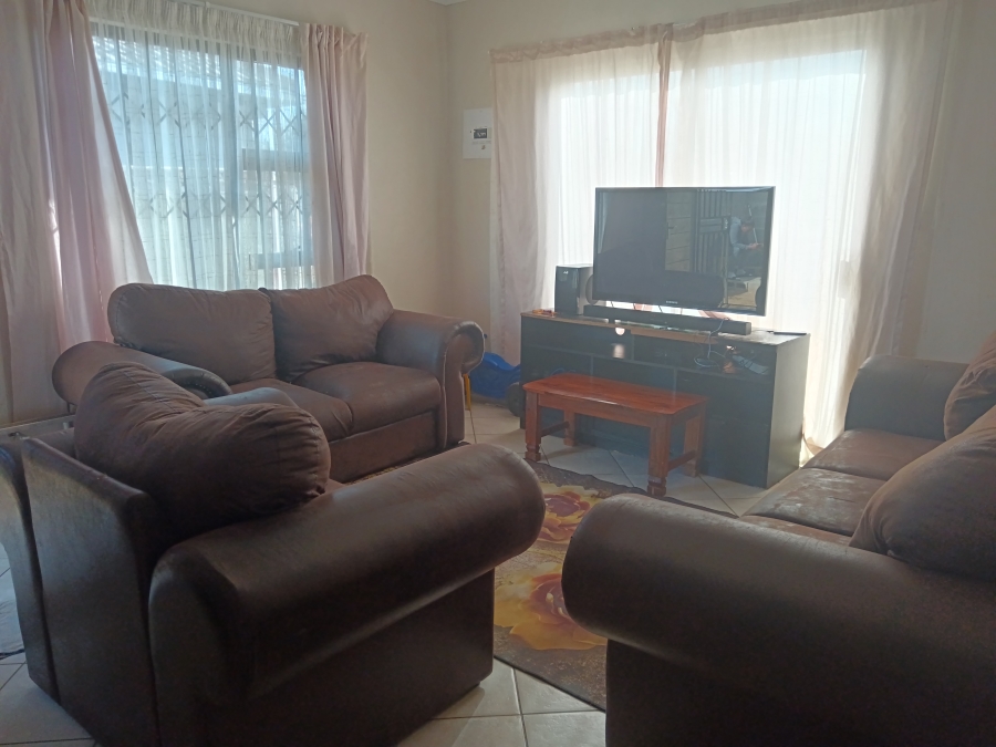 3 Bedroom Property for Sale in Raceway Free State